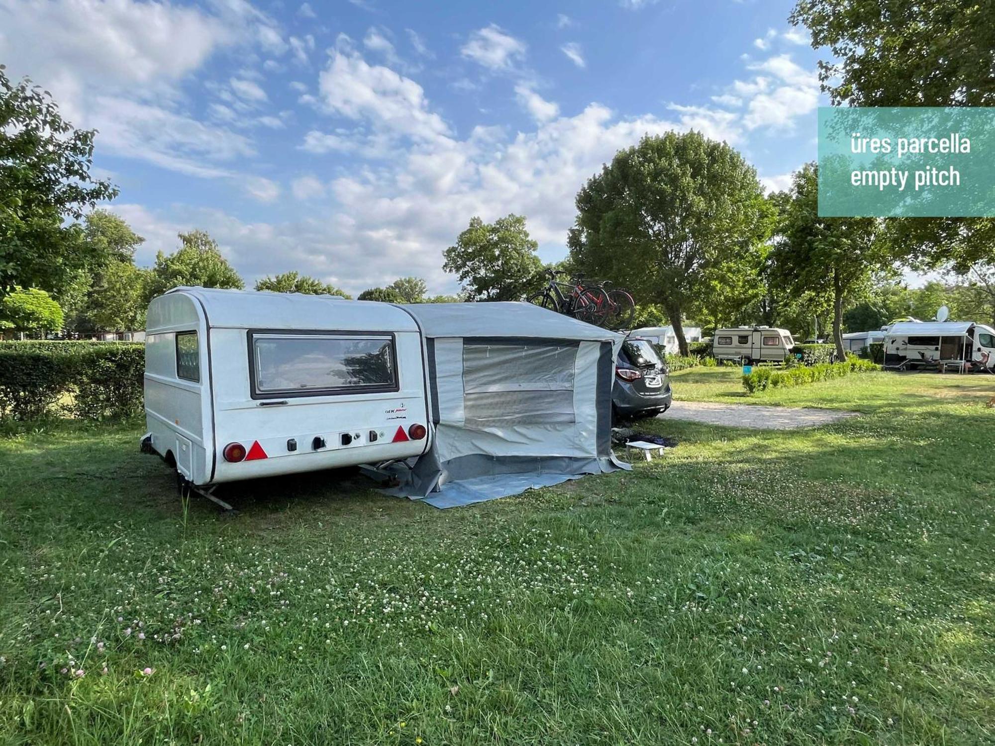 Aranypart Camping & Apartments Сиофок Екстериор снимка