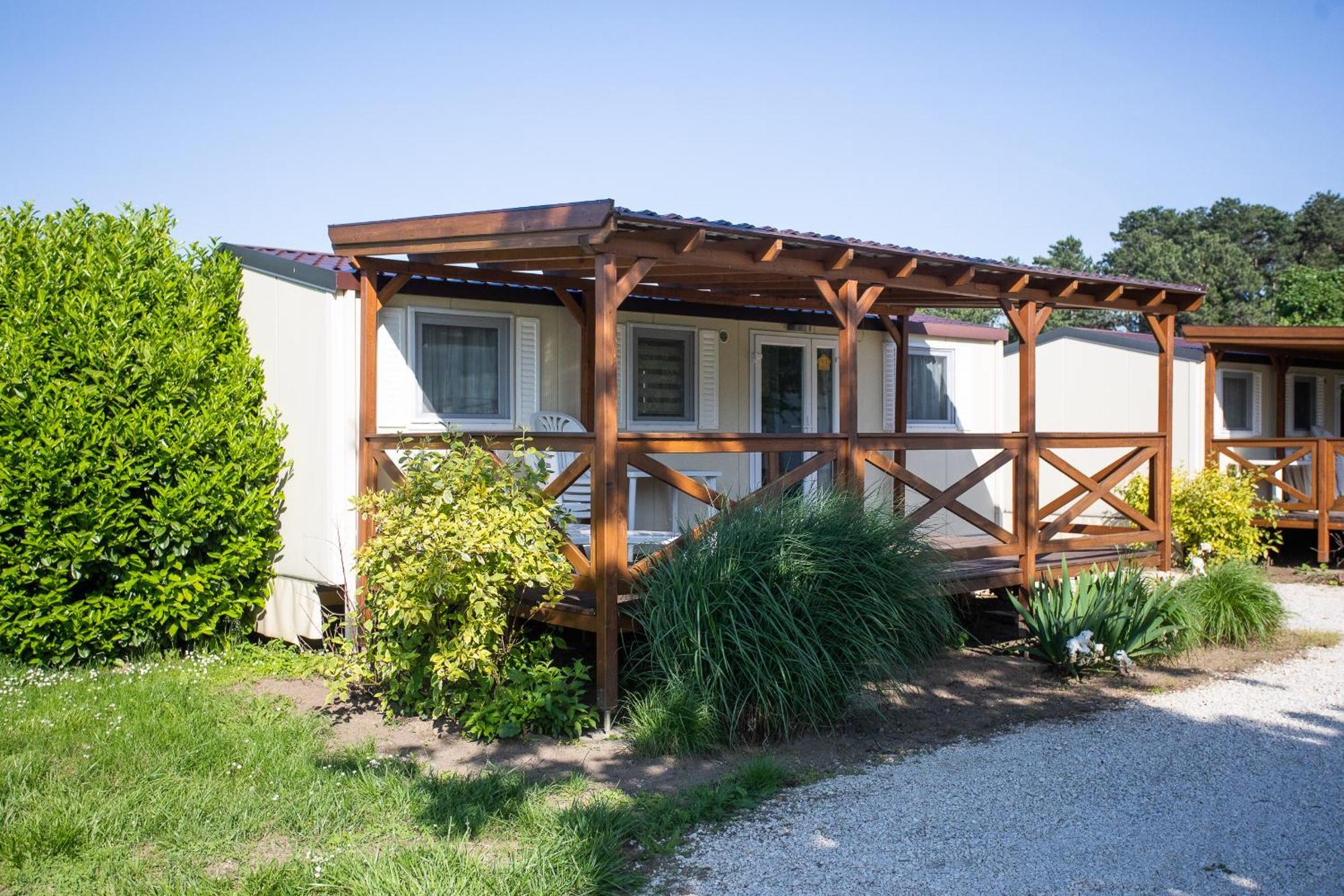 Aranypart Camping & Apartments Сиофок Екстериор снимка