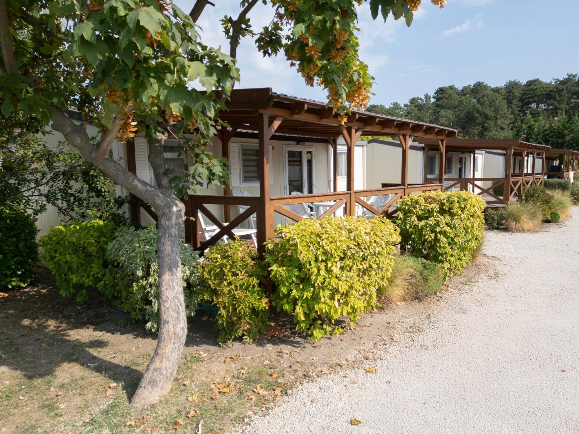 Aranypart Camping & Apartments Сиофок Екстериор снимка